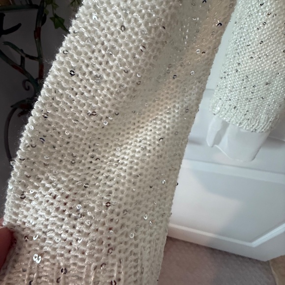 Simple Couture Sparkle White Sweater Sz Medium NWT - Picture 7 of 8